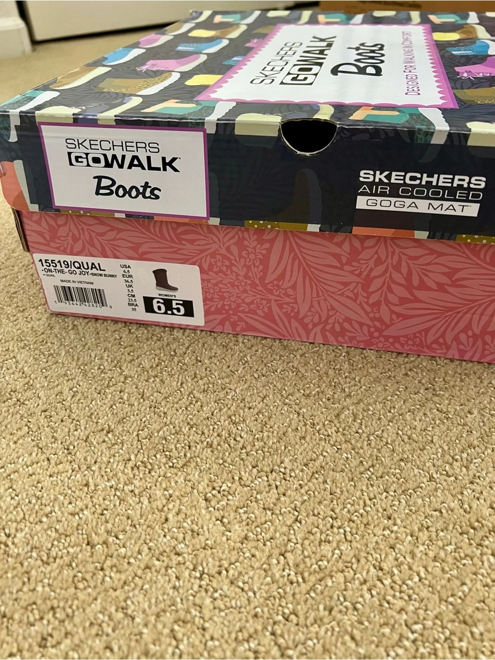 NWT Skechers On The GO Joy Snow Bunny Boots Quail Size 6.5